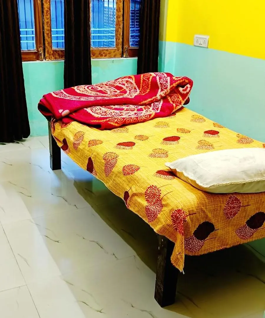 Bajrang Kutir Hotel Varanasi Guest house